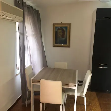 Apartment Haron *